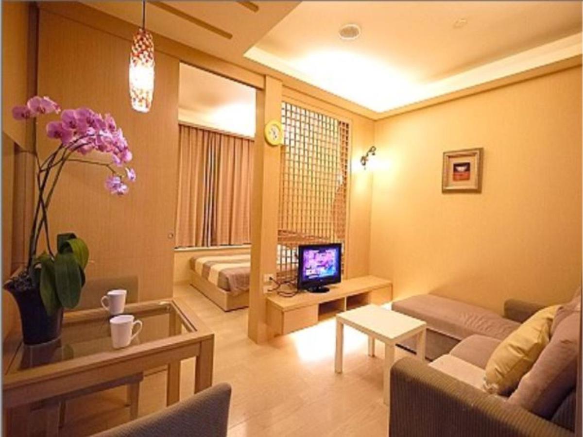 85 Cape Inn Kaohsiung Exterior foto
